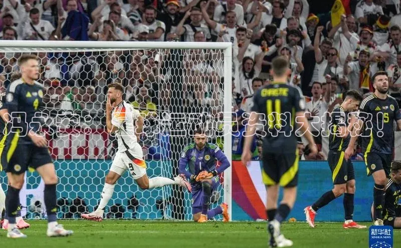 半岛·体育bob官方网站官网携程冯永安：足球运动员资料大揭秘！