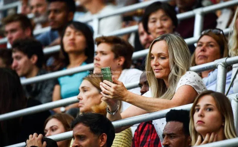 bob半岛·体育入口江铃新能源Top Strategies for Signing Skilled Football Players to Enhance Your Team